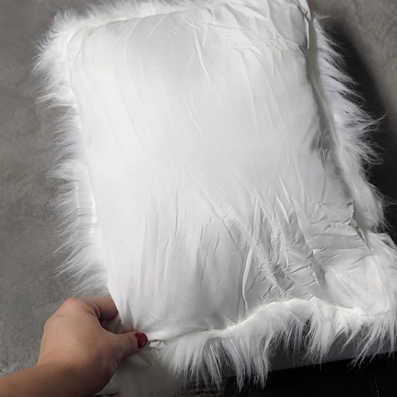 Cute Decor Pillow Set - Picture 7 of 9